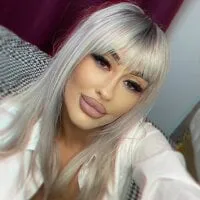 JulieBigAssx avatar