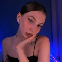 ellaamber avatar